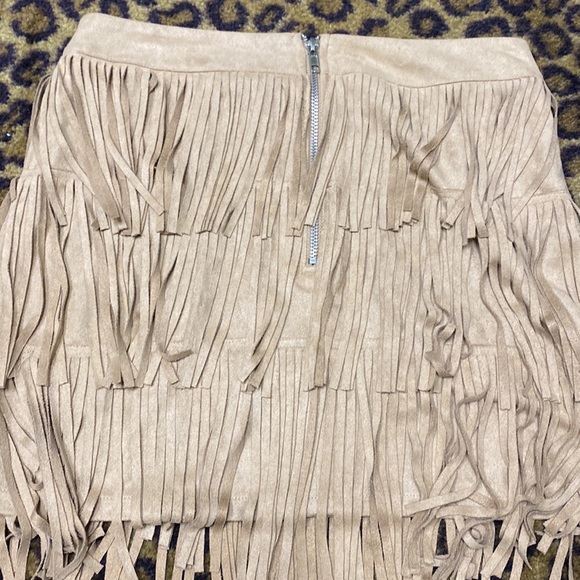Western style fringe festival mini skirt small suede like material - Picture 2 of 2